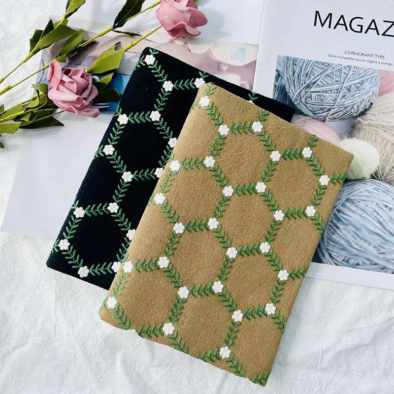 花刺繍格子模様のブックカバー A5(ビジネス書)A6(文庫本)