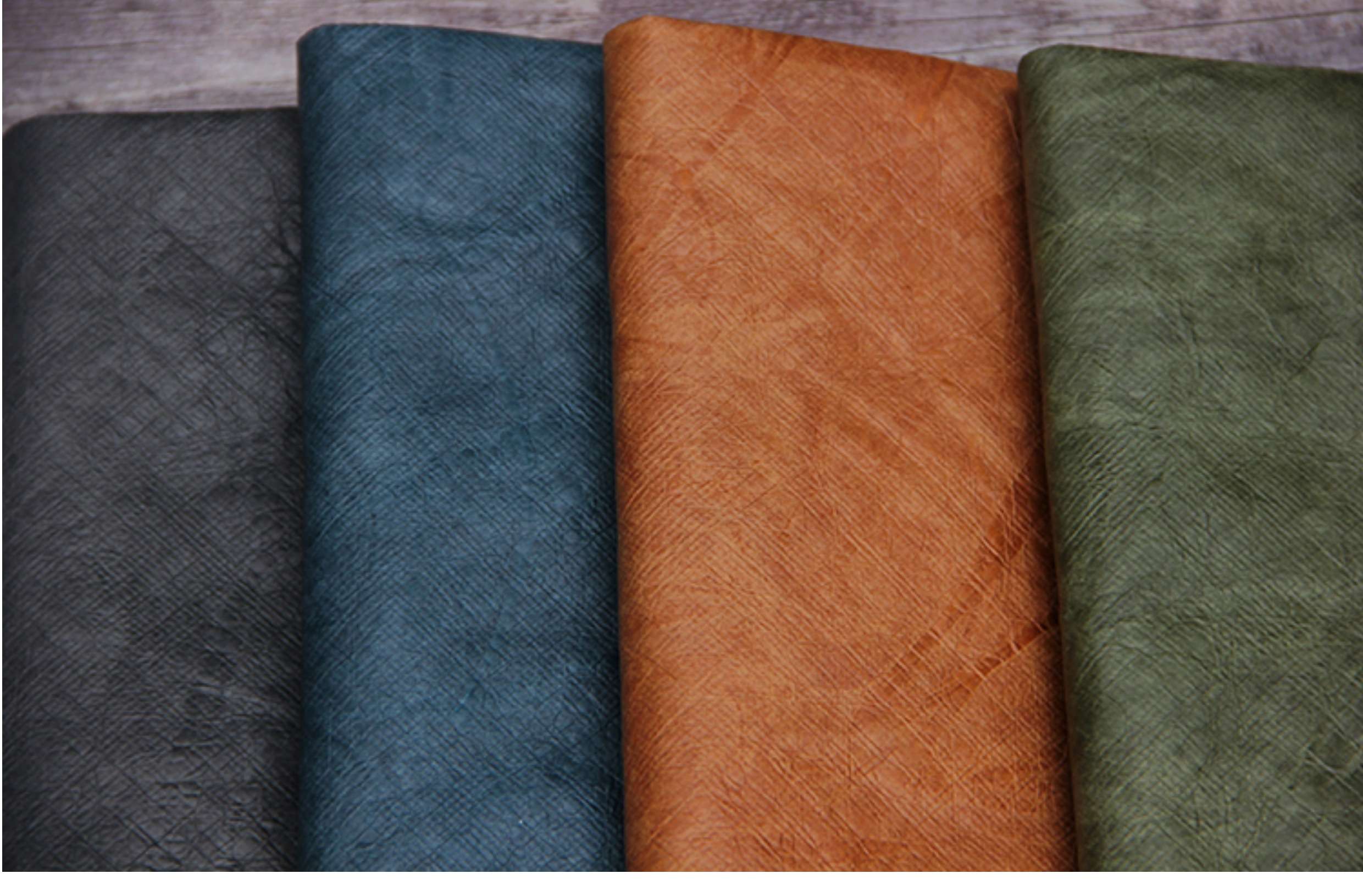 自然風合い本革ブックカバー