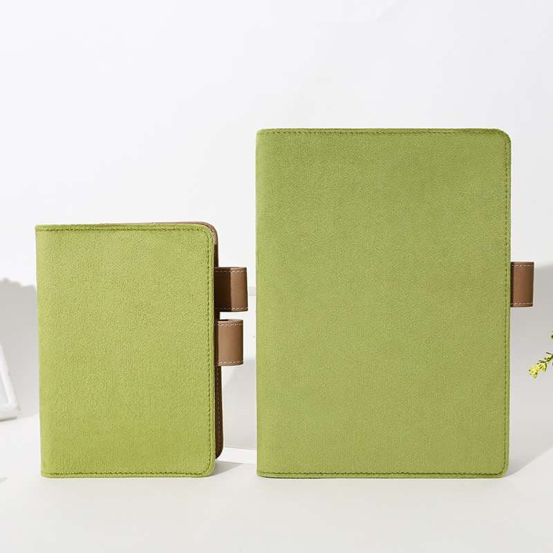 マルチカラー革製ブックカバー